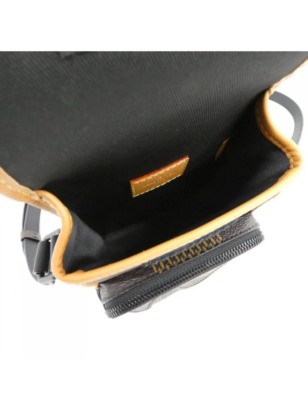 Louis Vuitton Damier Giant Amazon Messenger Shoulder